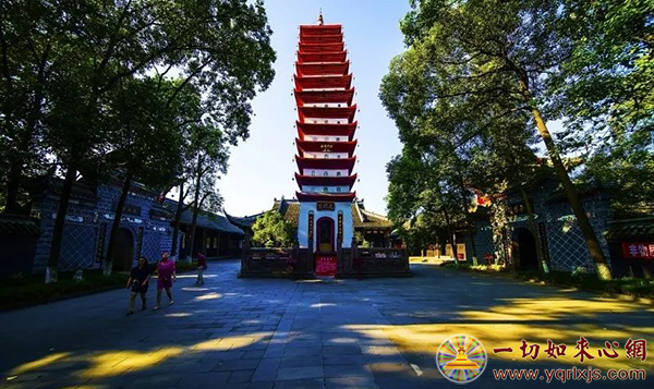 新都宝光寺舍利塔